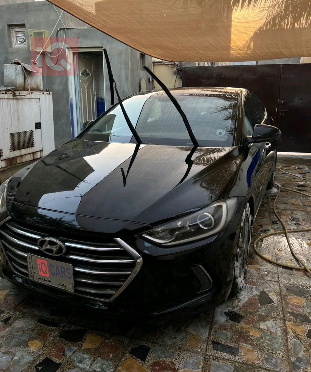 هیۆندای ئەلەنترا